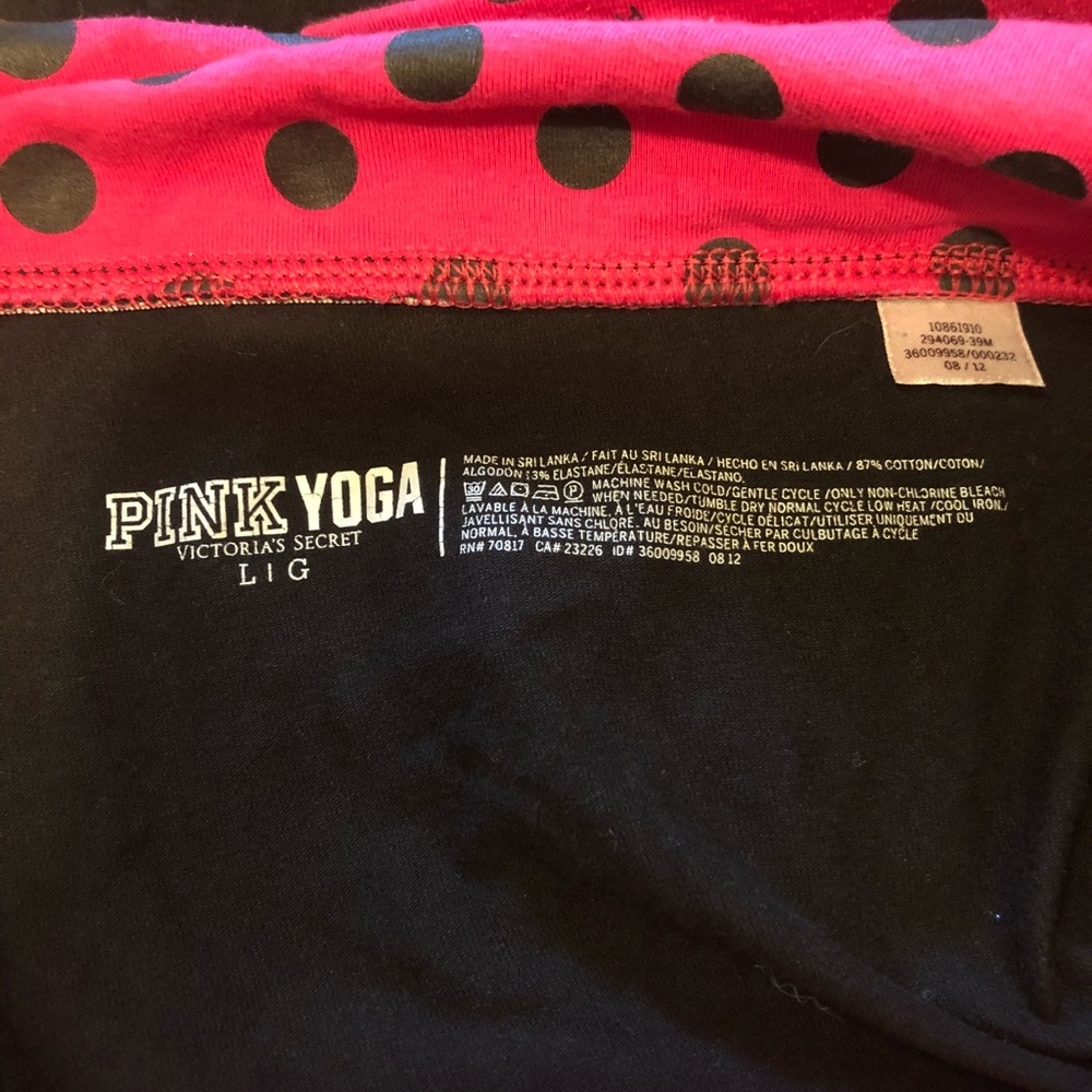 NWOT** VS PINK yoga pants size L